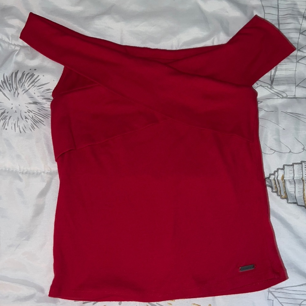 HOLLISTER off the shoulder top